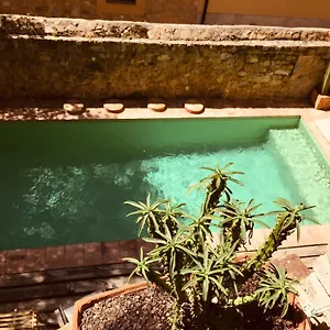 Casa Migdia 3* Sant Jordi Desvalls