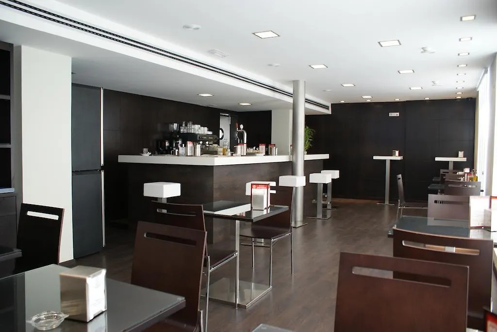 Hotel Universal Granada